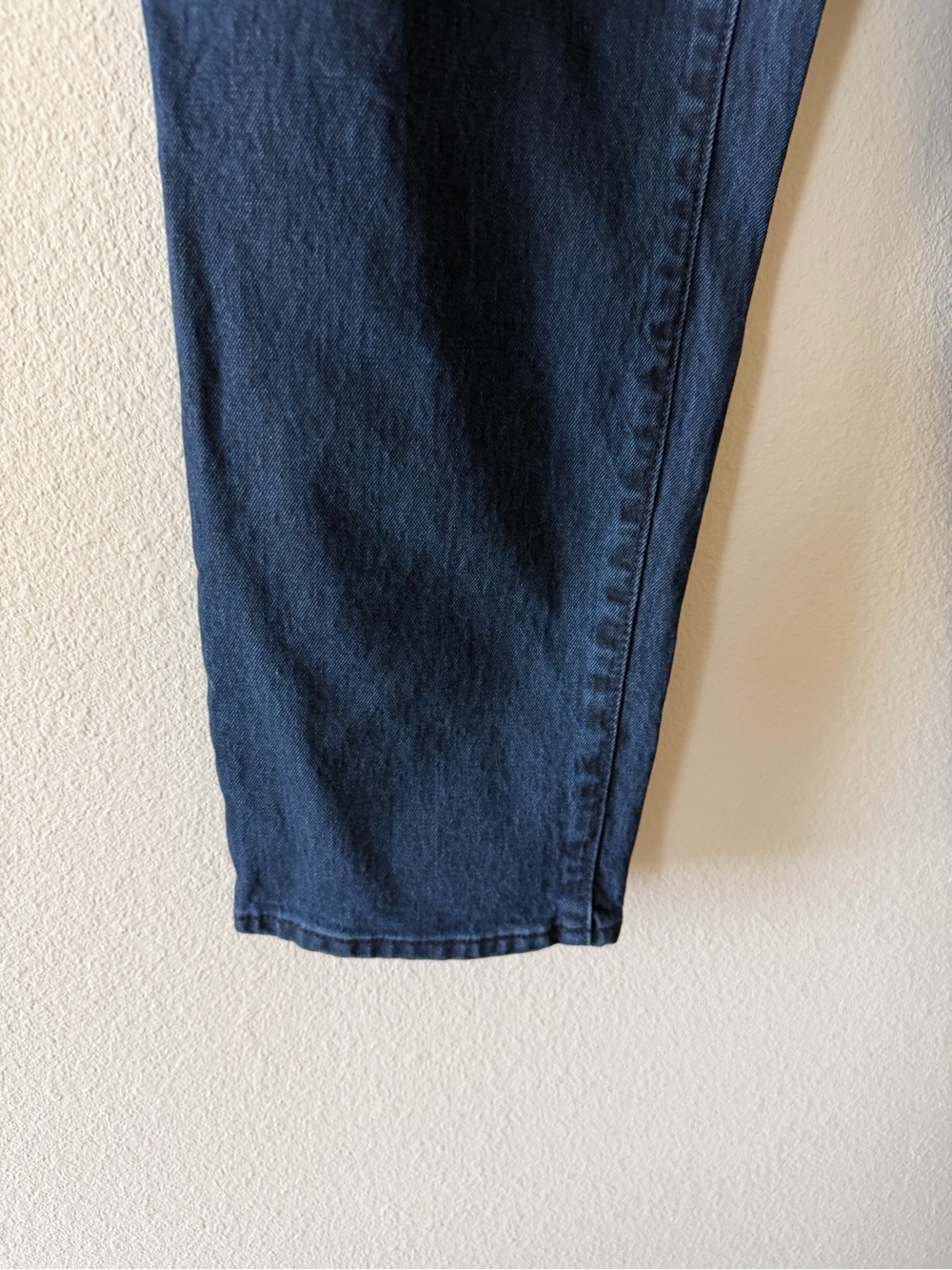 Universal Thread Dark Blue Jeans - Picture 2 of 5
